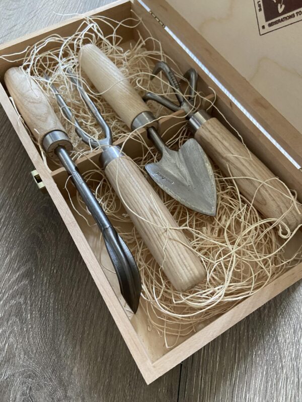 Greenhouse Ash Tool Kit w/box